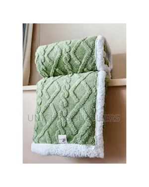 Blanketi ya Sharper Fleece Woolen 6x7