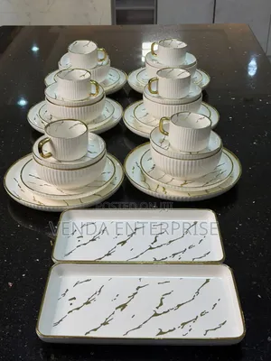 32-Piece Elegant European Porcelain Dinner Set