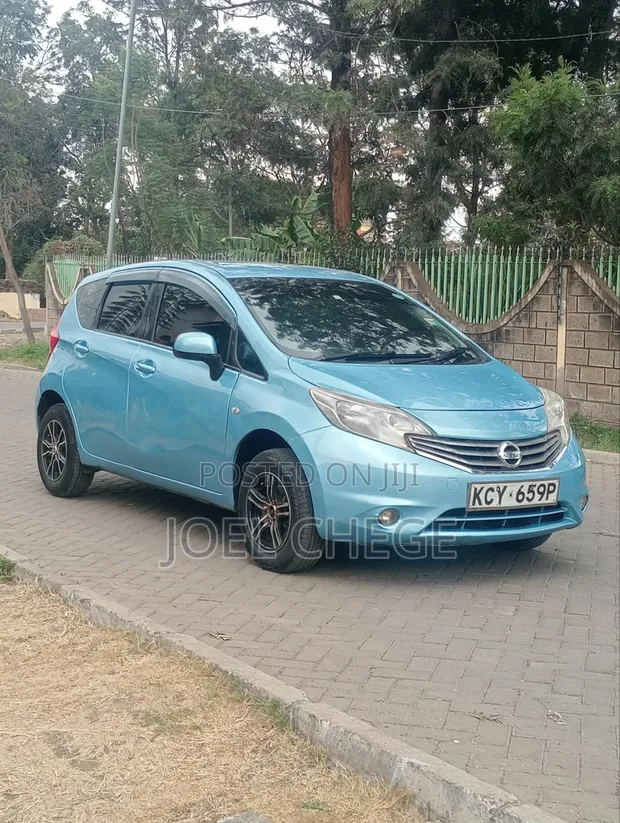 Nissan Note 2013 Blue - 1