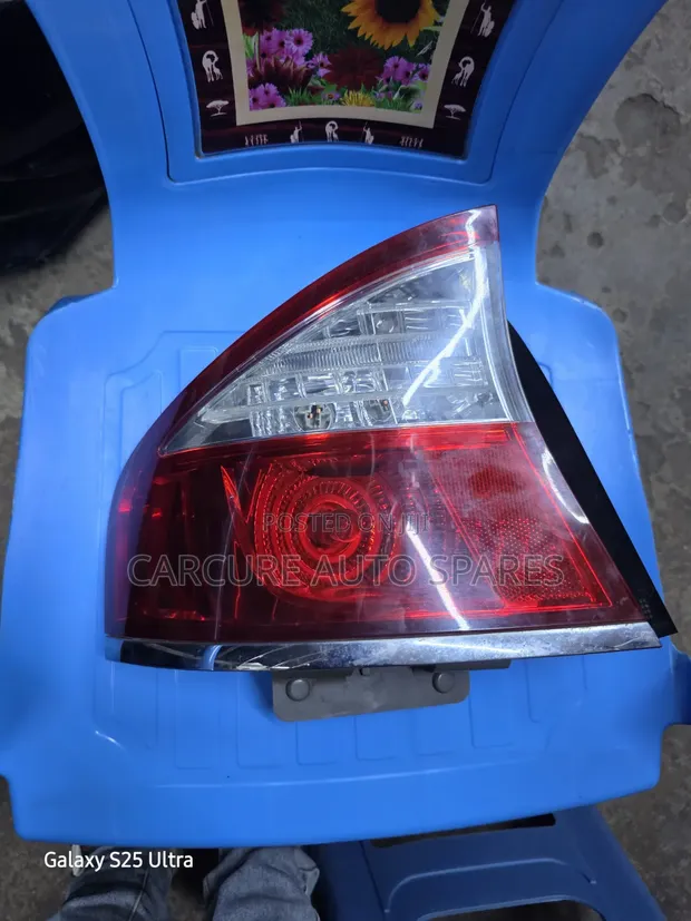 Subaru Legacy B4 Tail Light (Used) - 1