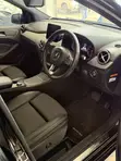 Mercedes-Benz B-Class B160 Petrol 2019 Nyeusi - 4