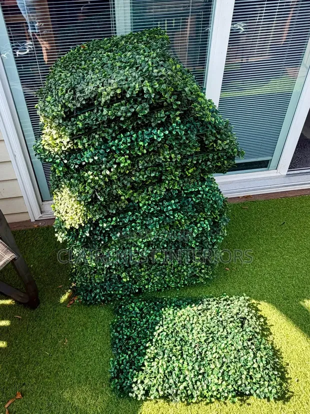 Artificial Boxwood Hedge Panels - Brand New - 1
