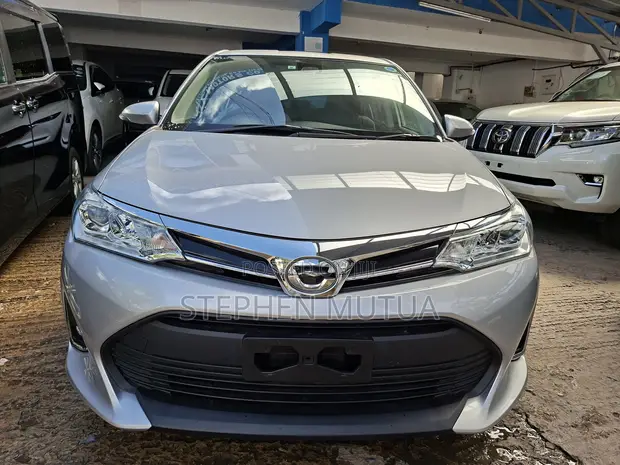 Toyota Axio 1.5 G 2WD 2019 Silver - 1