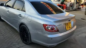 Toyota Mark X 2.5 AWD 2005 Nyeupe