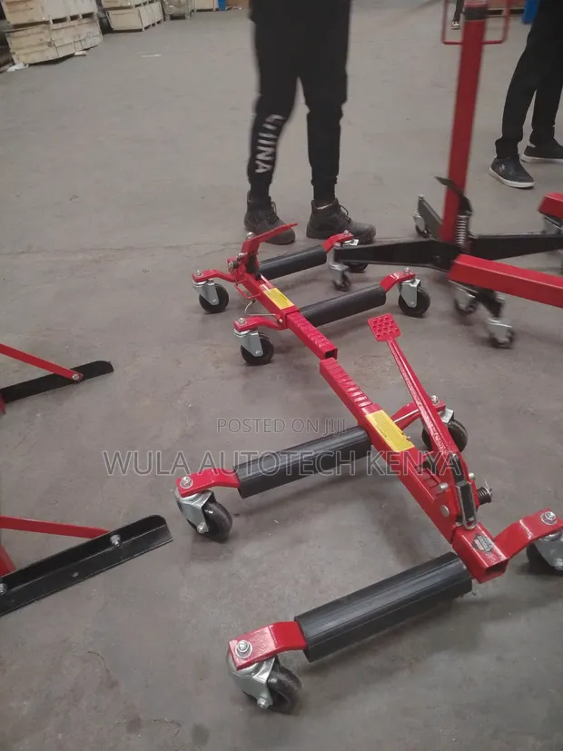 Heavy Duty Hydraulic Car Moving Dolly - 1