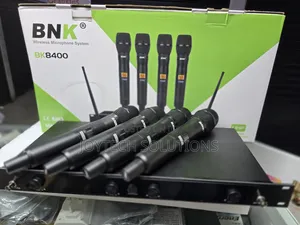 BNK BK8400 4-Channel Wireless Microphone System