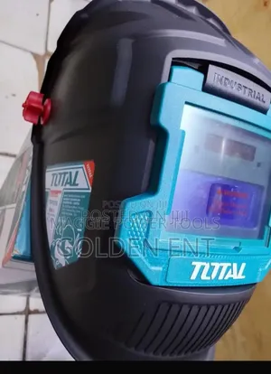 Total Auto-Darkening Welding Helmet