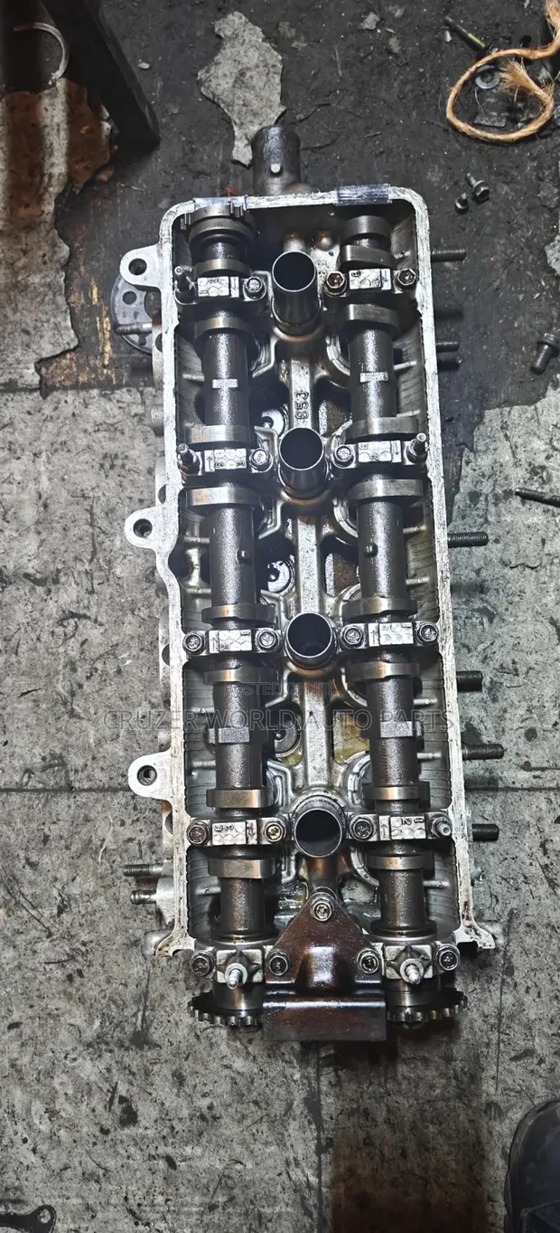 Suzuki Escudo J20a Complete Cylinder Head (Sensor Type) - 1