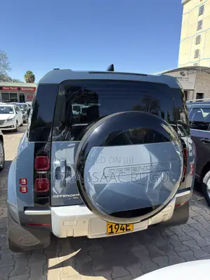 Land Rover Defender 2022 Bluu