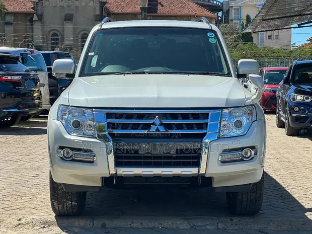 Mitsubishi Pajero V90 3.0 V6 GL 2019 Pearl - 1
