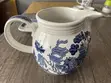 16-Piece Vintage Blue Willow China Collection - 2