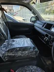 Toyota HiAce Commuter 2019 Silver - 4