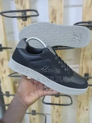 Louis Vuitton Smart Casual Shoes
