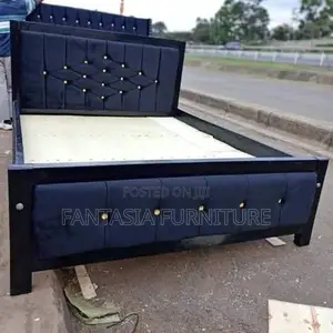 5x6 Black Mocket Bed with Gold Studs