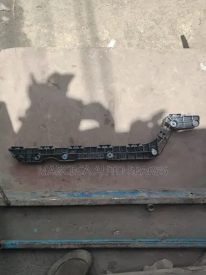 Toyota Land Cruiser 200 Series Bumper ya Nyuma ya Kuteleza