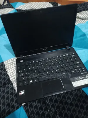 AcerNote Light Laptop 4GB RAM, 500GB HDD+SSD