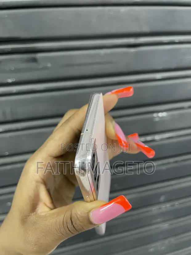 Samsung Galaxy S22 5G 128GB Pink - 1