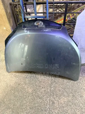 2008 Toyota Rush Bonnet