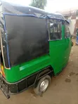 Piaggio Pikipiki 2018 - Kijani - 4