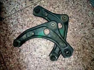 Nissan Control Arm (Used)