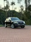 Audi Q5 2.0T Premium AWD quattro 2019 Nyeusi - 1