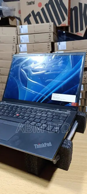 Lenovo ThinkPad T14s Gen 1 16GB RAM, Intel Core i5, 256GB SSHD