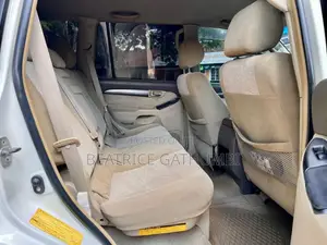 Toyota Land Cruiser Prado 2.7 5dr 2004 Nyeupe