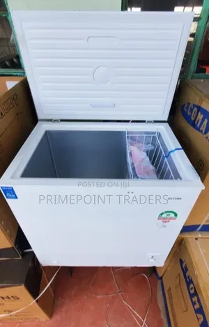 Ailyons 101L Chest Freezer – Spacious & Reliable Food Storage