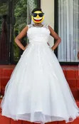 Gauni la Harusi - Ivory Ball Gown - 2