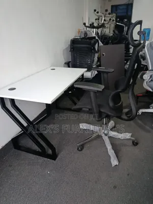 Office Desk Only @7000