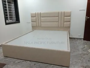 5x6 Luxury Upholstered Chester Bed with Mattress