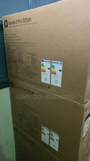 HP Series 3 Pro 322Ph FHD Monitor With Integrated Speakers