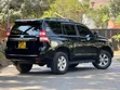 Toyota Land Cruiser 2015 Nyeusi - 2