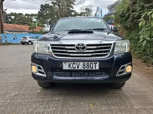 Toyota Hilux 3.0 D-4D 4x4 Double Cabin 2012