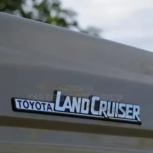 Toyota Land Cruiser Silver/Black Fender Badge