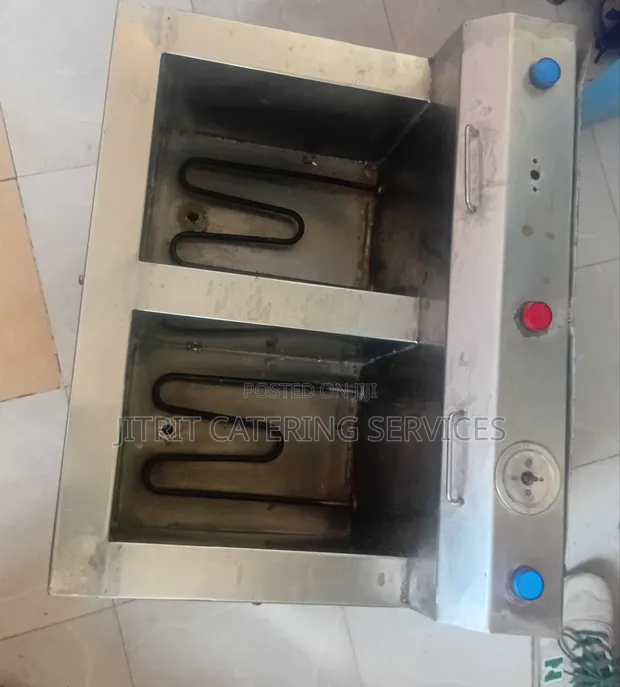 Commercial Deep Fryer - Needs Regulator Repair - 1