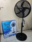 Roch Stand Fan 18" - 2