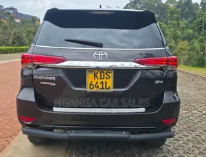 Toyota Fortuner 2018 2.4 GD-6