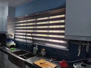 Stylish Horizontal Blinds for Office Spaces