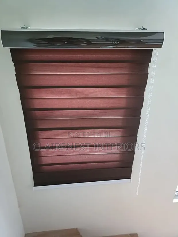 Horizontal Blinds for Office Windows - 1