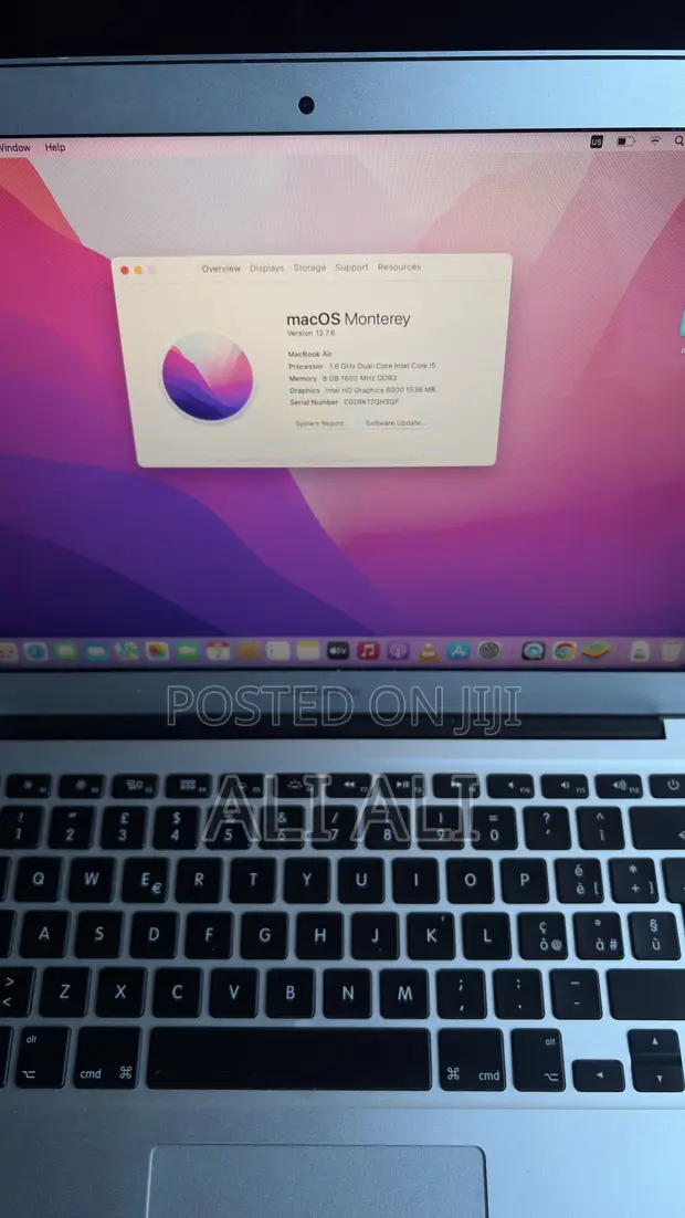 Apple MacBook Air 8GB RAM, 256GB SSD, Intel Core i5 - 1