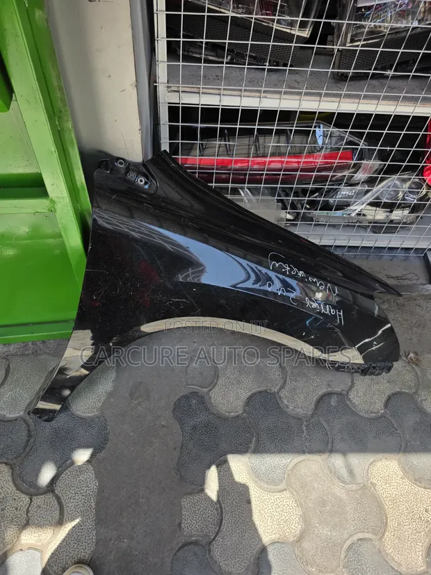 Toyota Harrier 240G Fenders (Wing) - 1