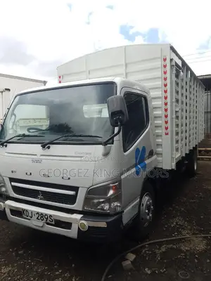 Mitsubishi Fuso Canter 2021 Nyeupe