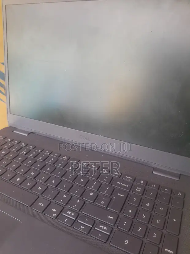 Dell Vostro 15 3500 Laptop - Intel Core i3, 4GB RAM, 128GB SSD - 1