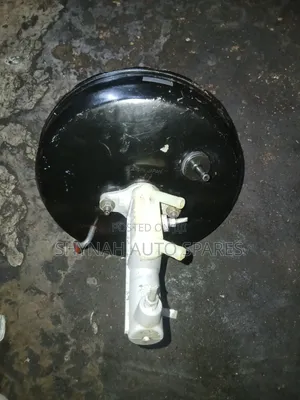 Toyota Voxy Old Model Brake Master Cylinder & Booster