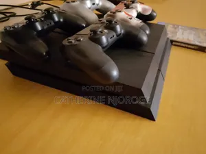 PlayStation 4 (PS4) - Ime-chip, Mchezo 4 Zimejumuishwa