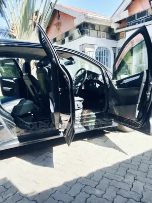 Mercedes-Benz B180