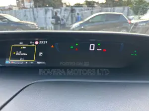 Nissan Serena e-POWER 2019 Silver