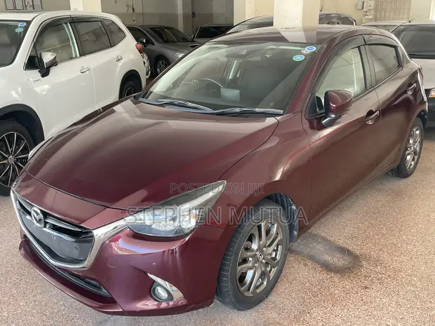 Mazda Demio 2018 Maroon - 1