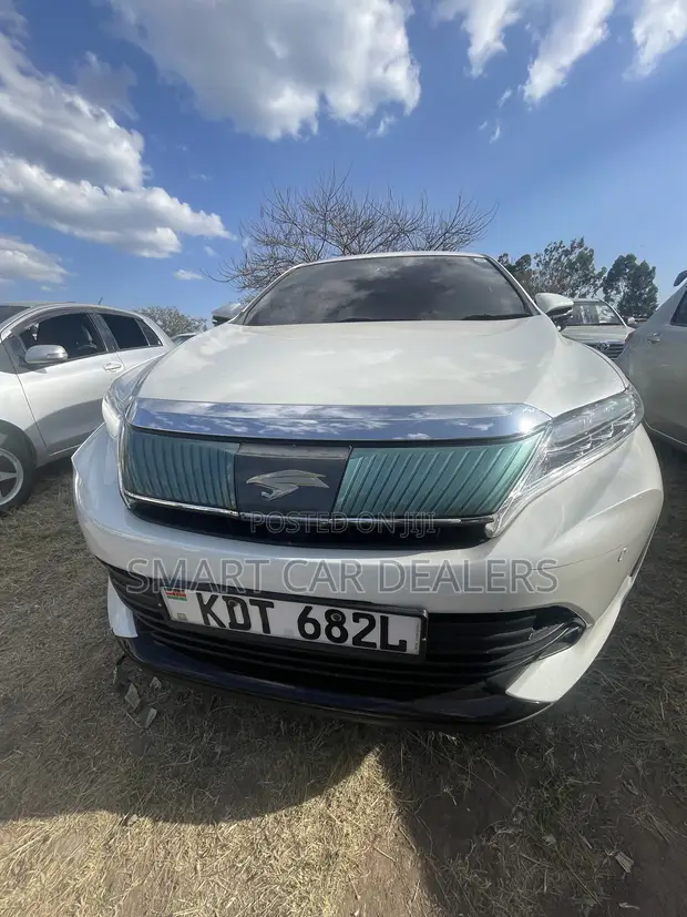 Toyota Harrier 2019 White - 1